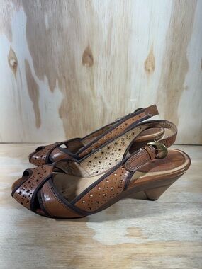 Frye Ada Slingback Brown Perforated Peep-Toe Heels Women’s Size 8